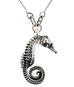 Majestic Seahorse Pendant (Silver)